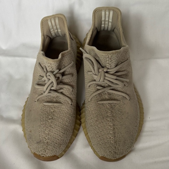Adidas Yeezy Boost 350 V2 Low Sesame Pre Owned Kanye Size 9 F99710 - Picture 1 of 6